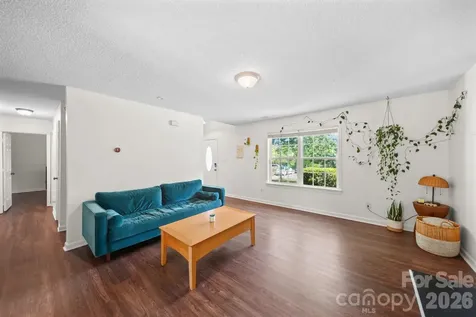 2726 Haversham Court Charlotte NC 28216