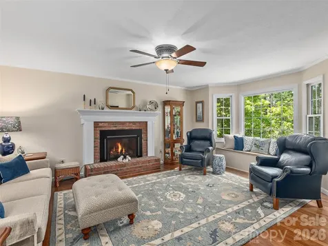 81 Old Gap Creek Road Fairview NC 28730
