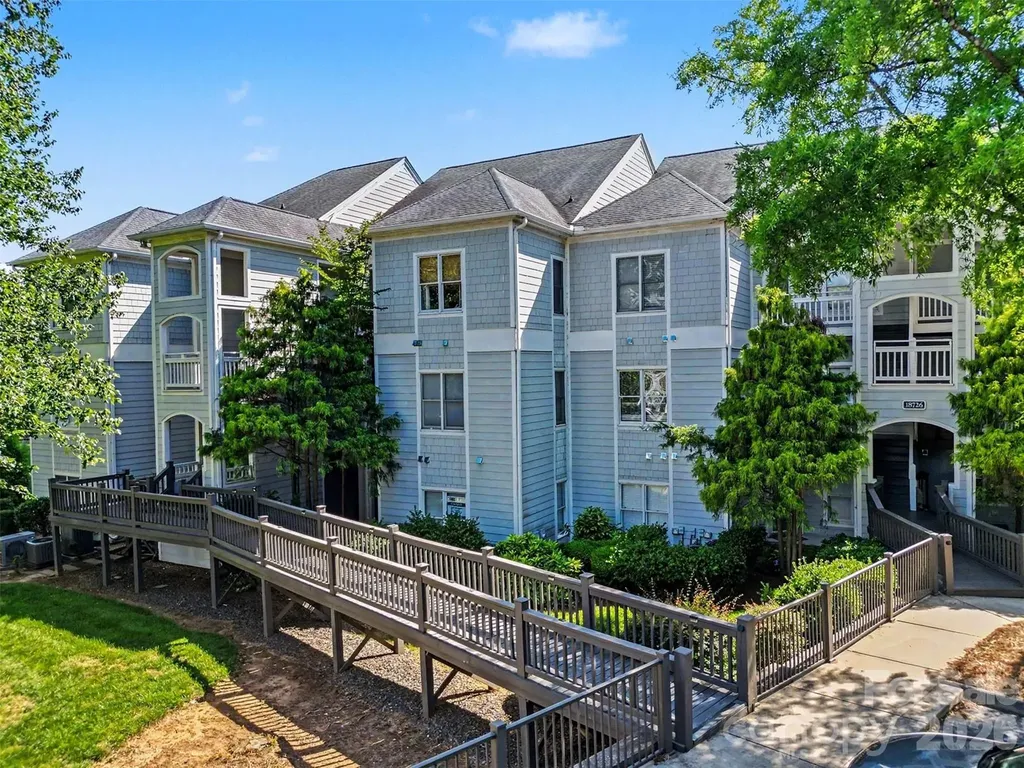 18726 Nautical Drive Cornelius NC 28031