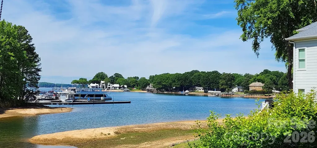 18726 Nautical Drive Cornelius NC 28031