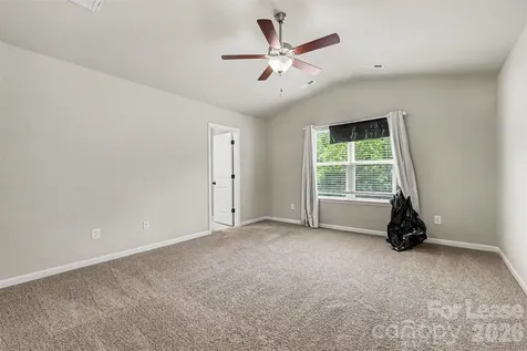 9028 Stoney Waters Court Charlotte NC 28215