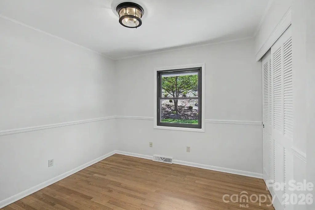 5 Kent Place Asheville NC 28804
