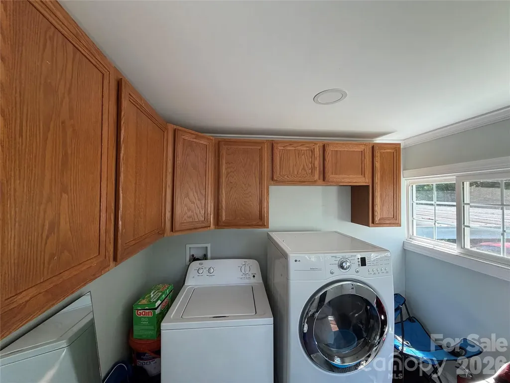 6228 Freedom Drive Charlotte NC 28214