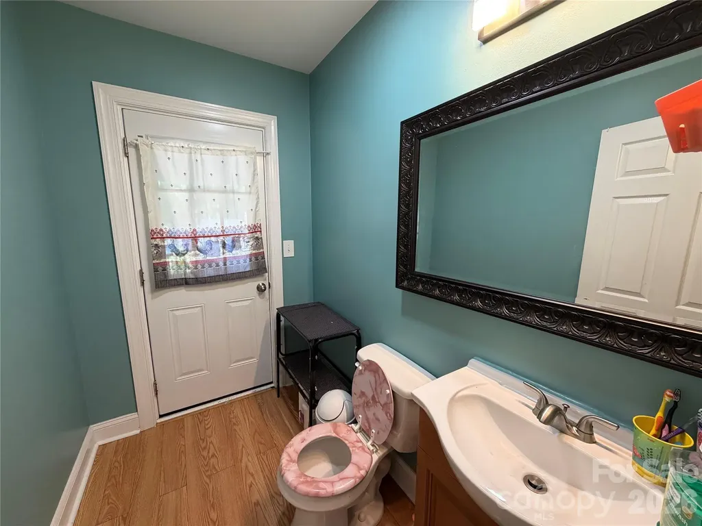 6228 Freedom Drive Charlotte NC 28214