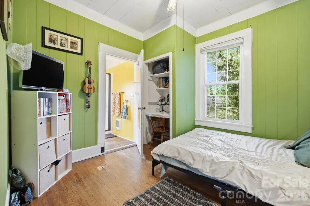 77 Pulliam Street Marion NC 28752