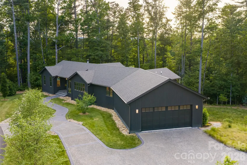 27 Tommy Ray Ridge Weaverville NC 28787