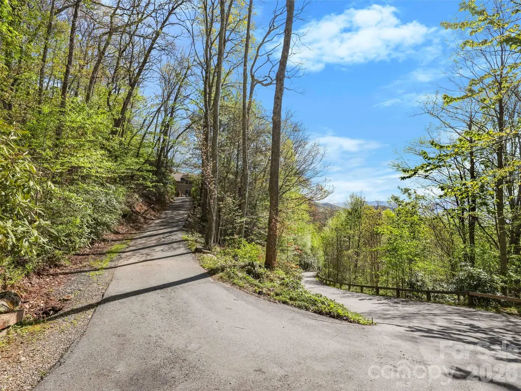 110 Soaring Mountain Drive Waynesville NC 28786