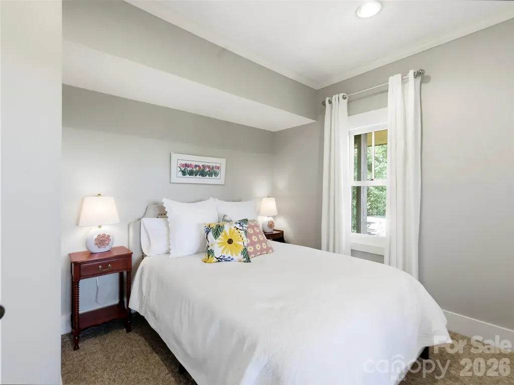 110 Soaring Mountain Drive Waynesville NC 28786