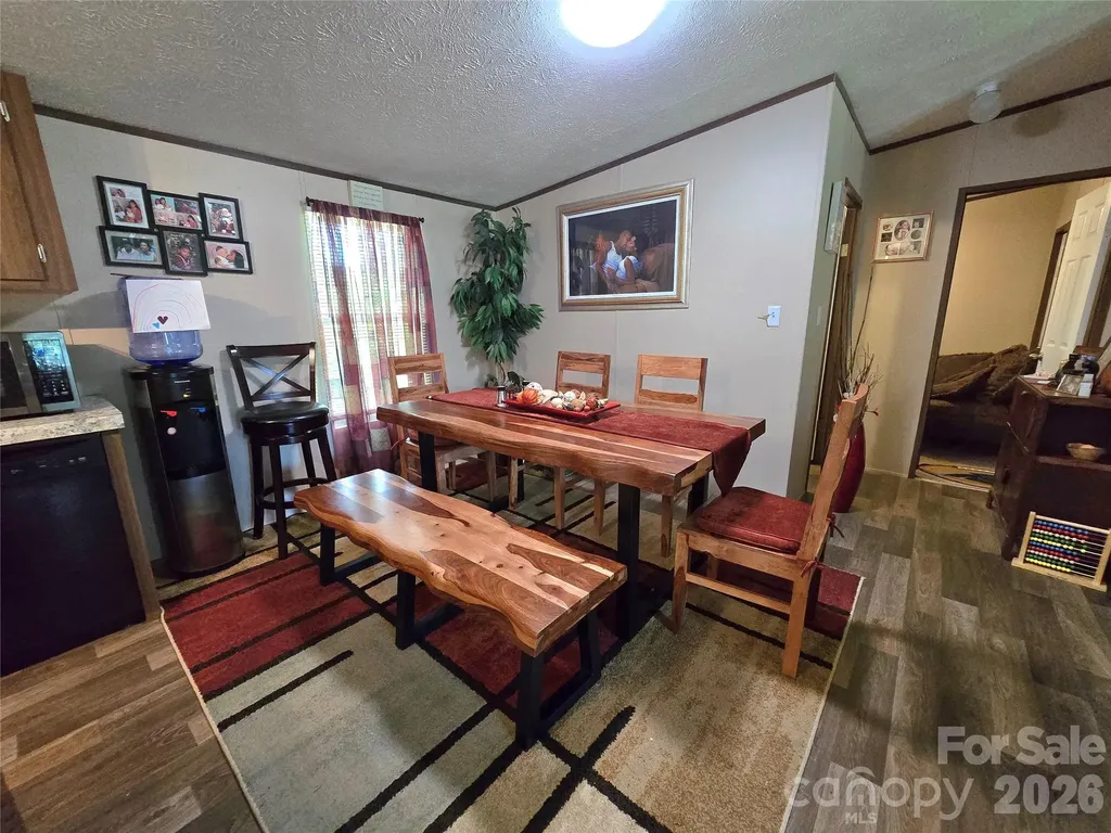 221 Turkey Pen Gap Road Horse Shoe NC 28742
