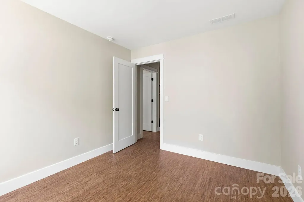 11 Fireside Drive Asheville NC 28806