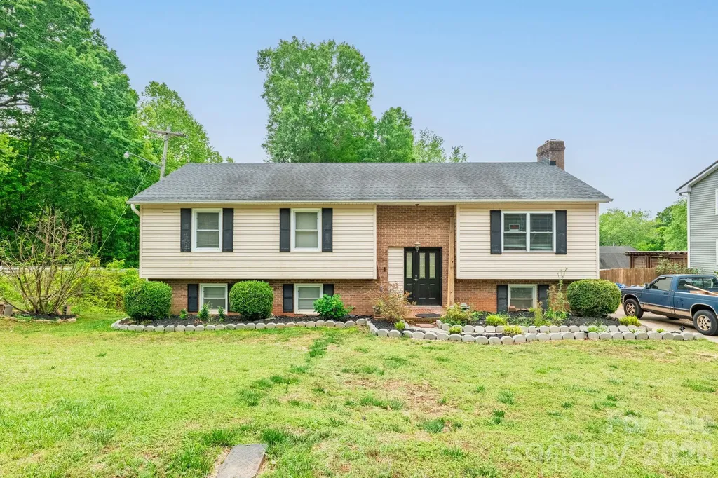 501 Old Farm Road Statesville NC 28625