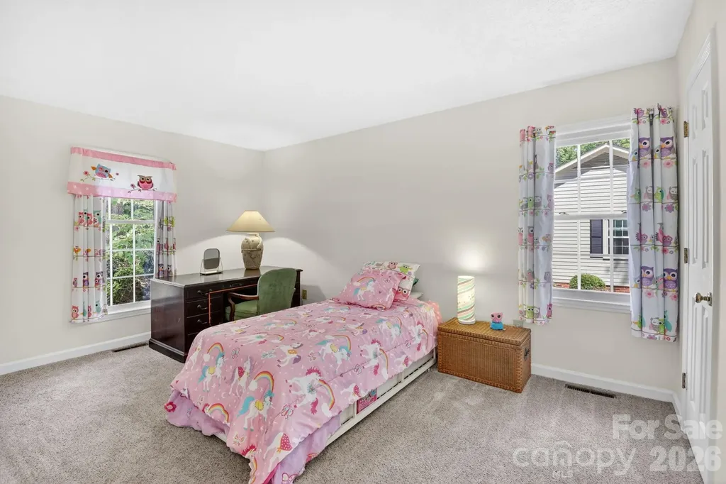 6111 Patrick Place Charlotte NC 28210