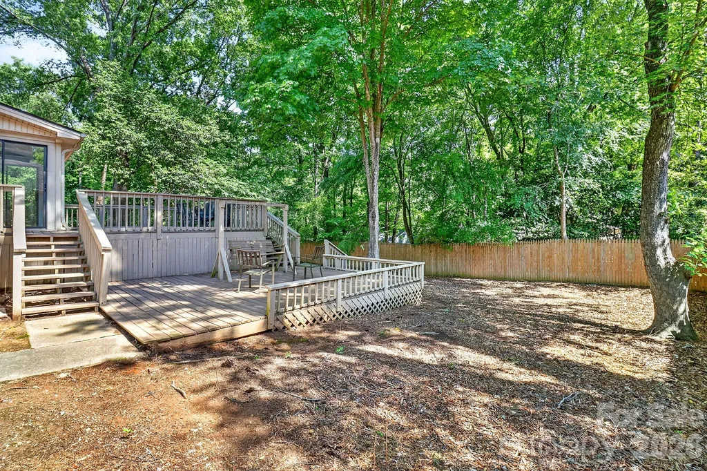 6111 Patrick Place Charlotte NC 28210