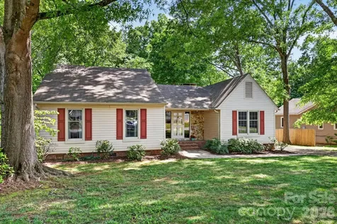 6111 Patrick Place Charlotte NC 28210