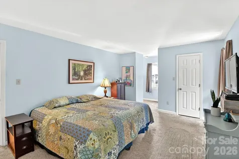 6111 Patrick Place Charlotte NC 28210