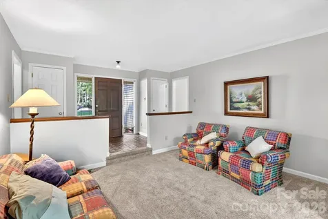 6111 Patrick Place Charlotte NC 28210