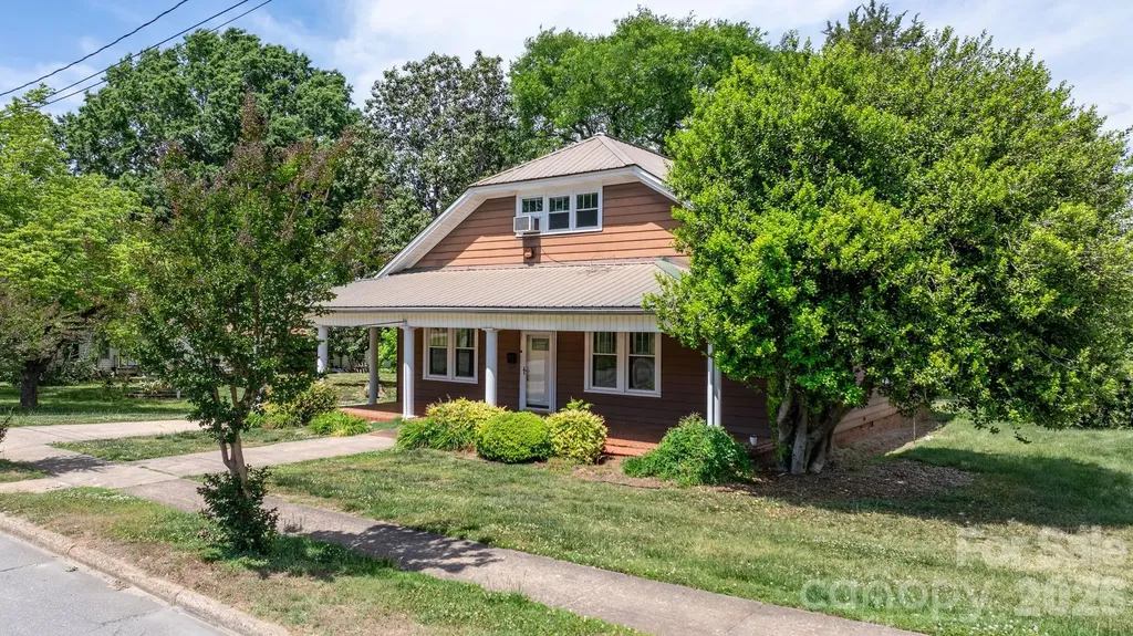 207 W Main Street Maiden NC 28650
