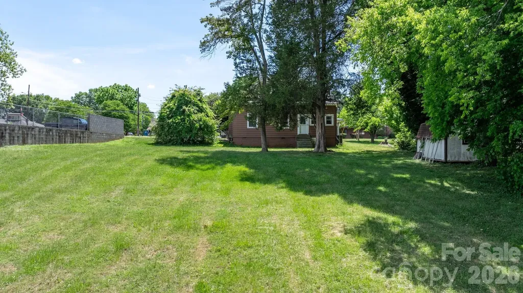 207 W Main Street Maiden NC 28650