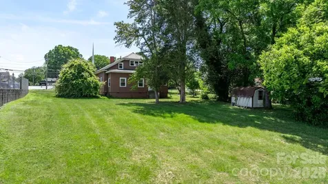 207 W Main Street Maiden NC 28650