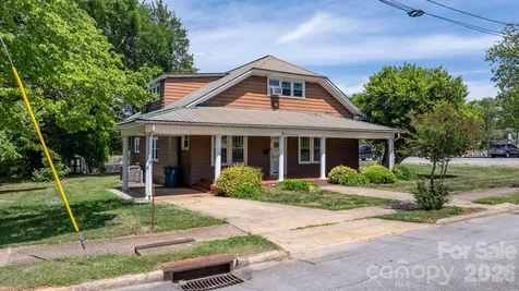 207 W Main Street Maiden NC 28650