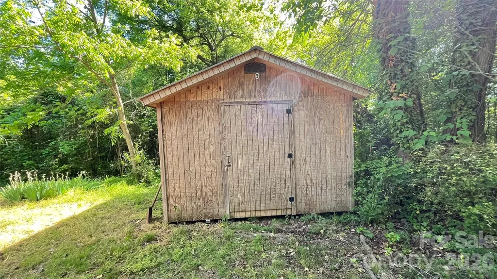 205 Sunrise Avenue Mount Gilead NC 27306