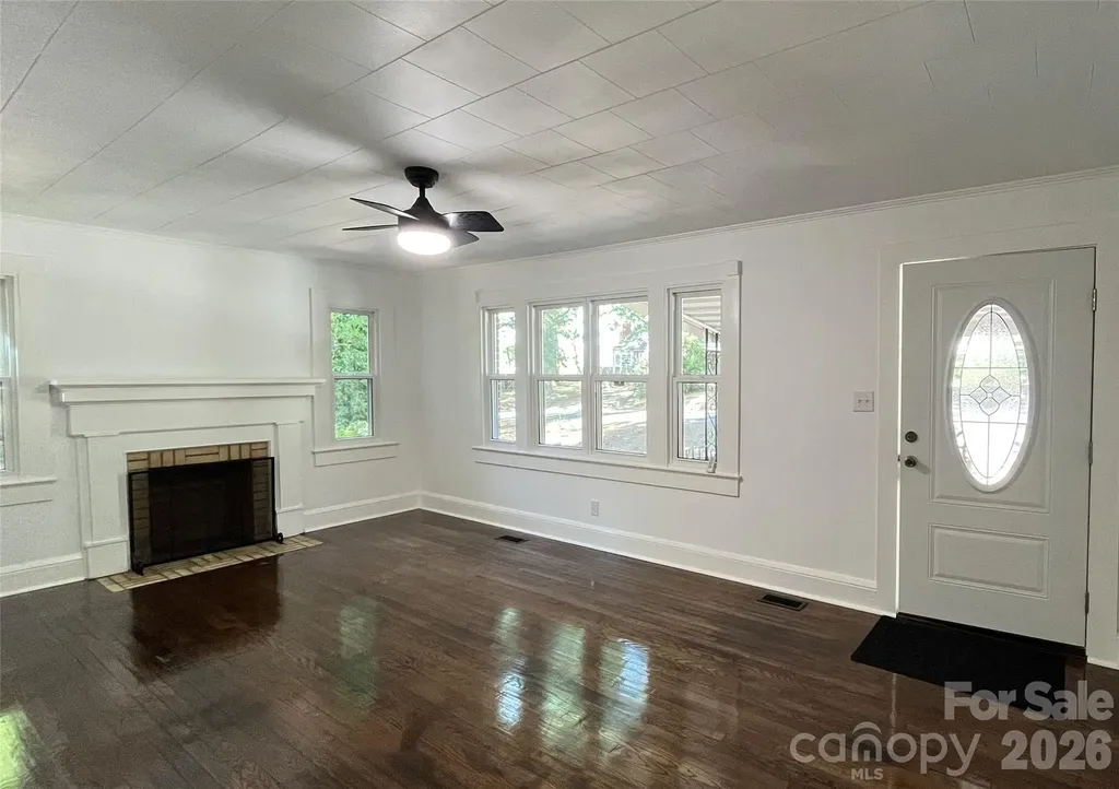 205 Sunrise Avenue Mount Gilead NC 27306