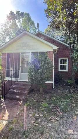205 Sunrise Avenue Mount Gilead NC 27306