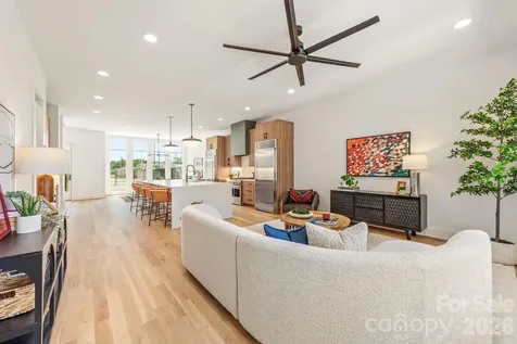 2026 Washington Avenue Charlotte NC 28216