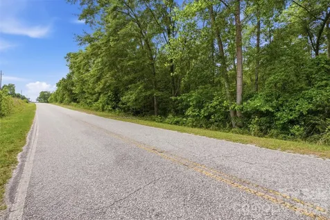 2713 Macedonia Angelus Road Jefferson SC 29718