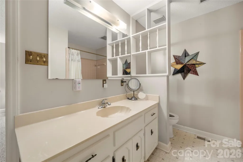 3426 Driftwood Drive Gastonia NC 28056