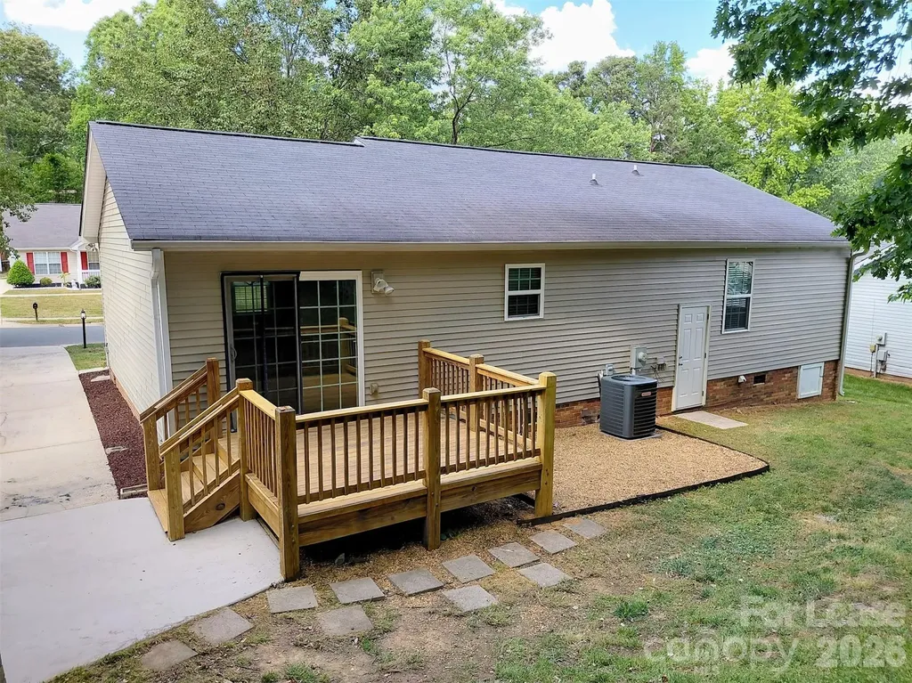 3400 New Hampshire Drive Charlotte NC 28227