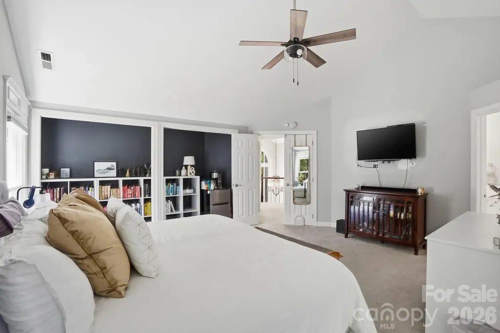 4611 Deer Cross Trail Charlotte NC 28269