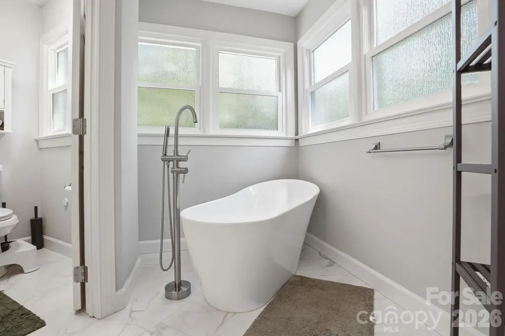 4611 Deer Cross Trail Charlotte NC 28269