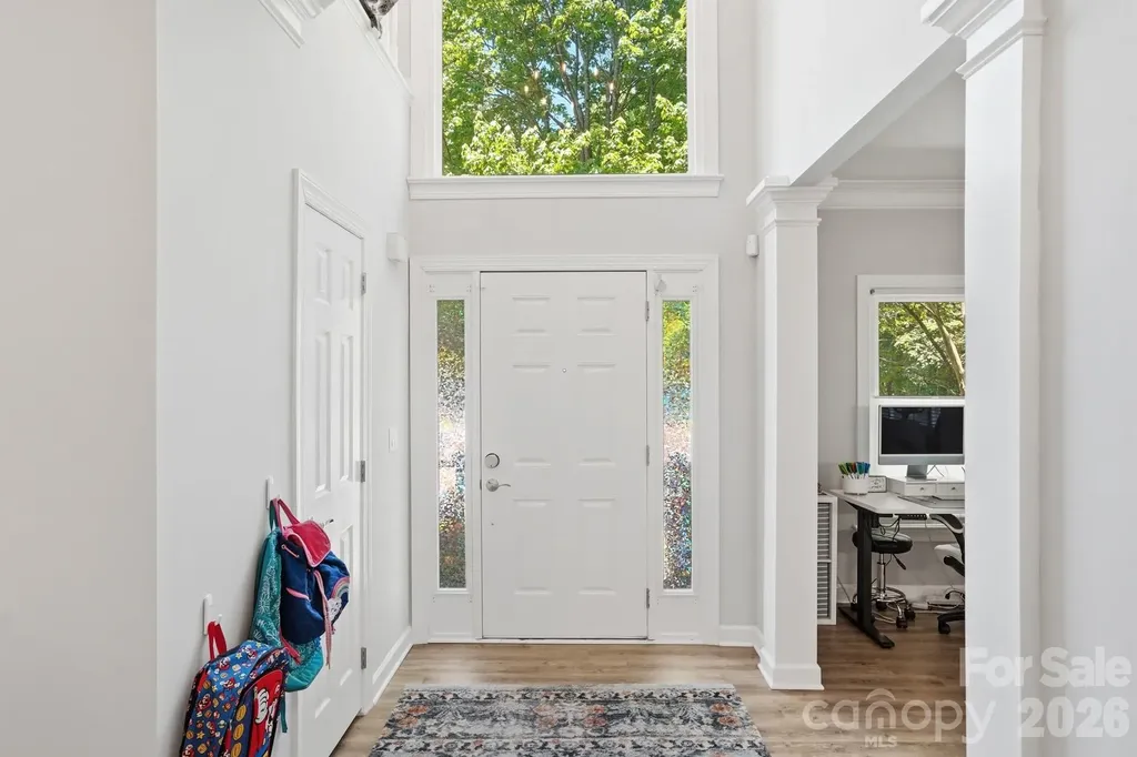 4611 Deer Cross Trail Charlotte NC 28269