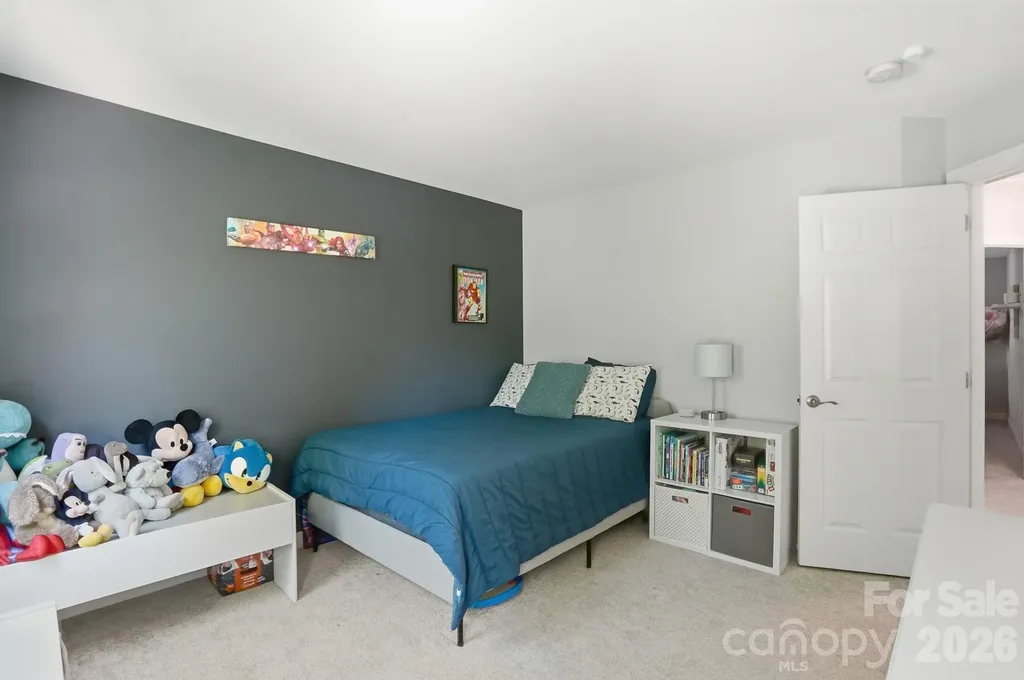 4611 Deer Cross Trail Charlotte NC 28269