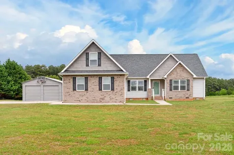 879 Doggett Road Forest City NC 28043