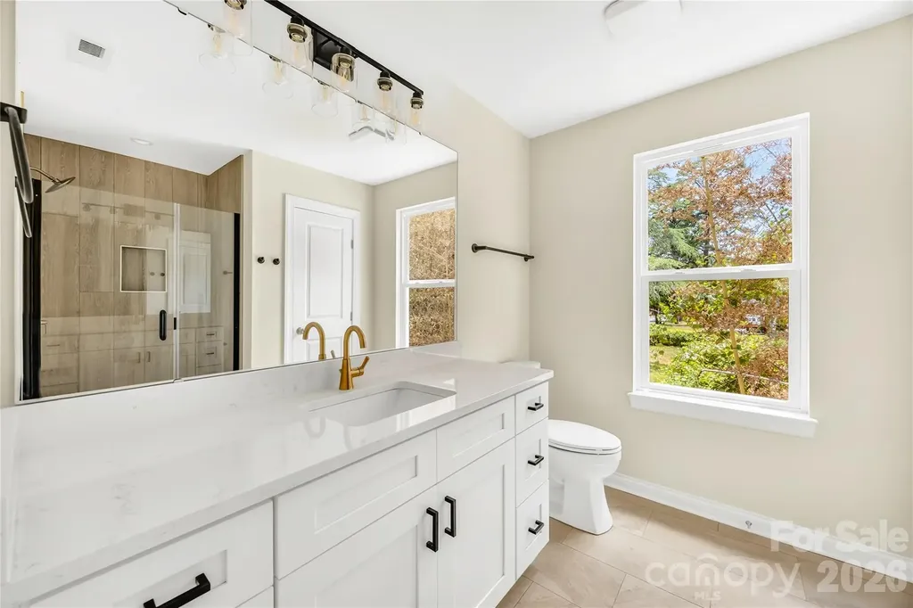 1944 Purser Drive Charlotte NC 28215