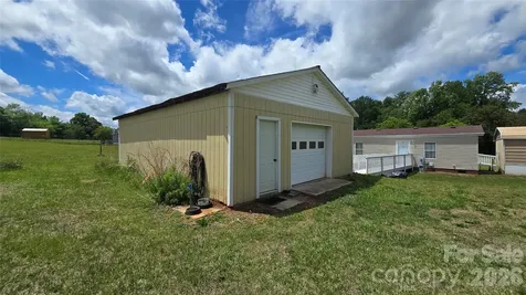 319 Jm Lovelace Road Ellenboro NC 28040