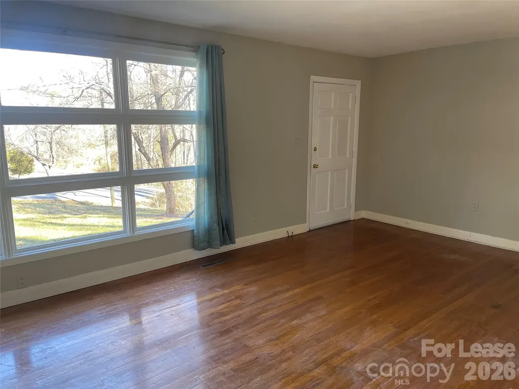 634 23rd Avenue NE Hickory NC 28601