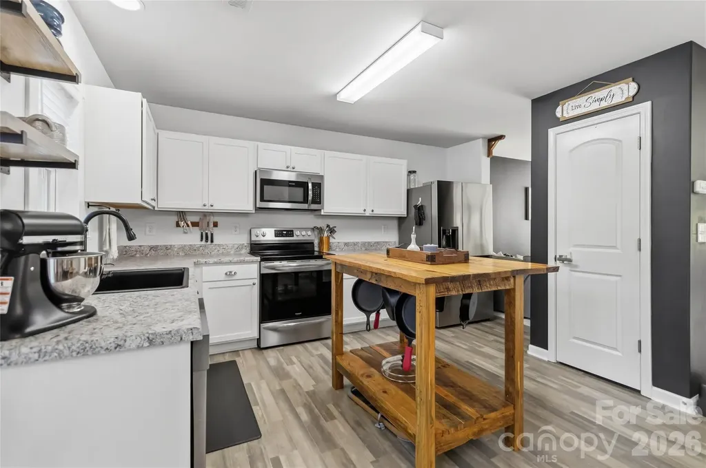2220 Pinnacle View Drive Kings Mountain NC 28086