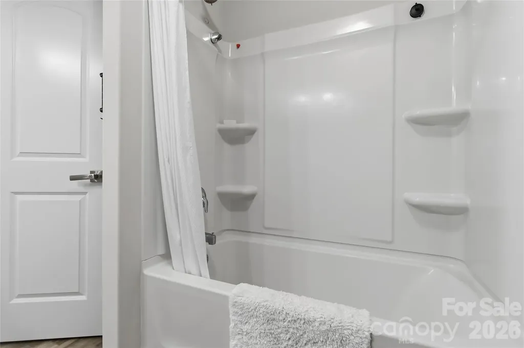 2220 Pinnacle View Drive Kings Mountain NC 28086