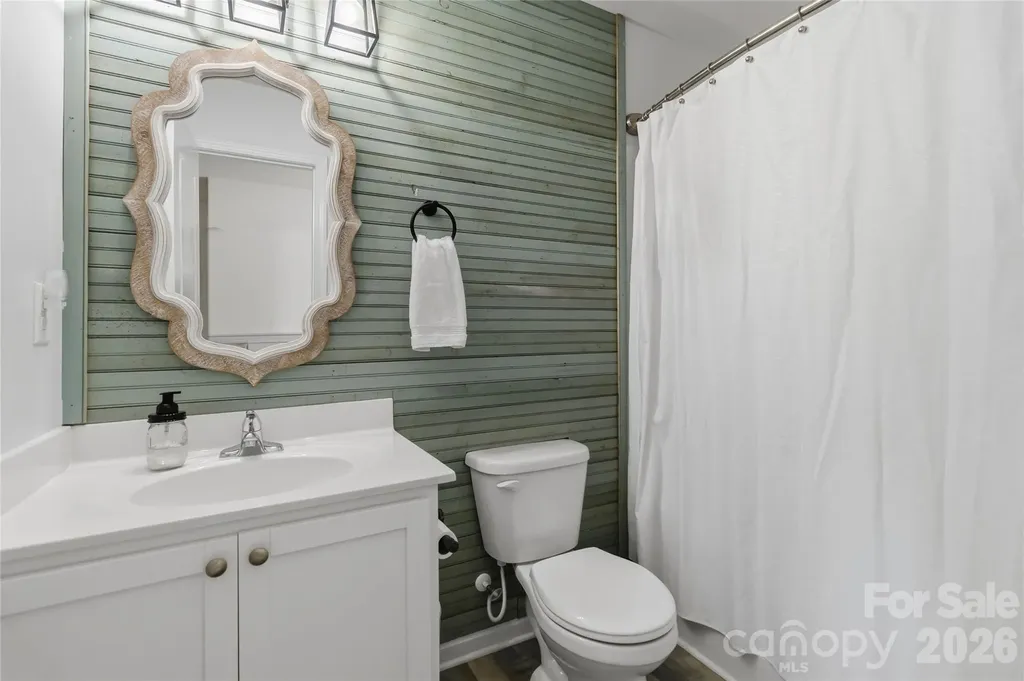 2220 Pinnacle View Drive Kings Mountain NC 28086