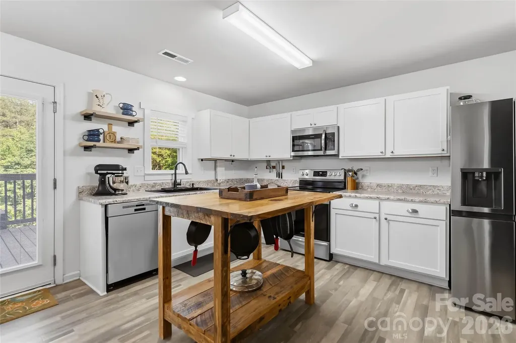 2220 Pinnacle View Drive Kings Mountain NC 28086