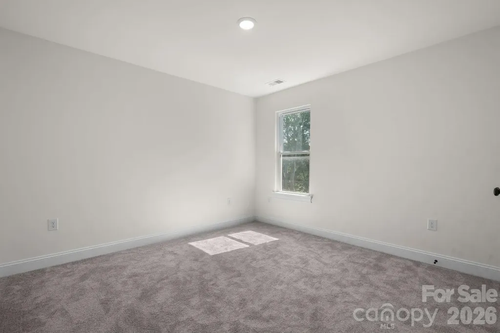 3821 54th Avenue NE Hickory NC 28601