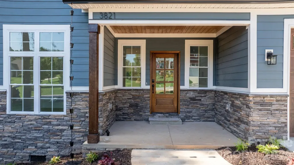 3821 54th Avenue NE Hickory NC 28601