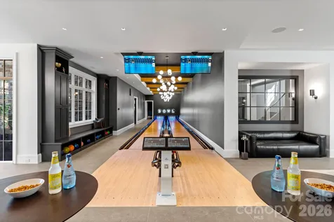 433 Highland Forest Drive Charlotte NC 28270