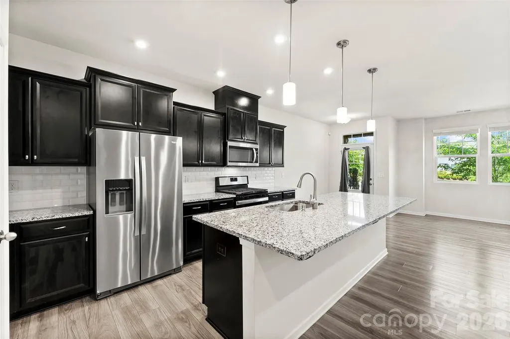 11010 Chalkbark Lane Charlotte NC 28262