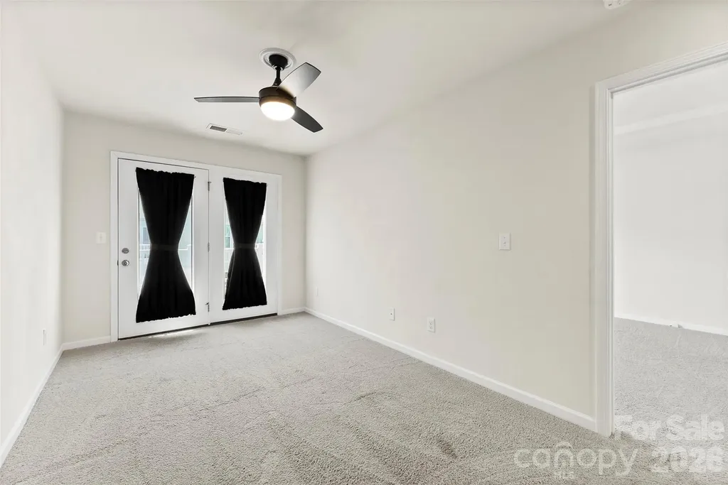 11010 Chalkbark Lane Charlotte NC 28262