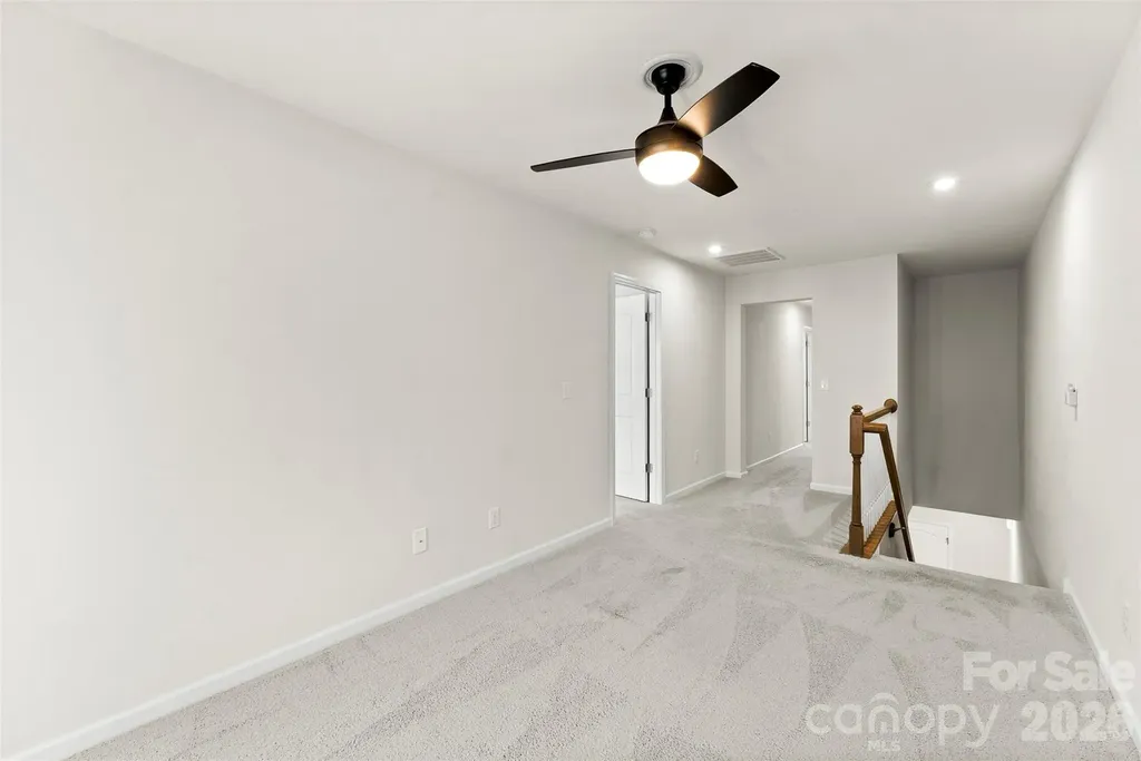 11010 Chalkbark Lane Charlotte NC 28262