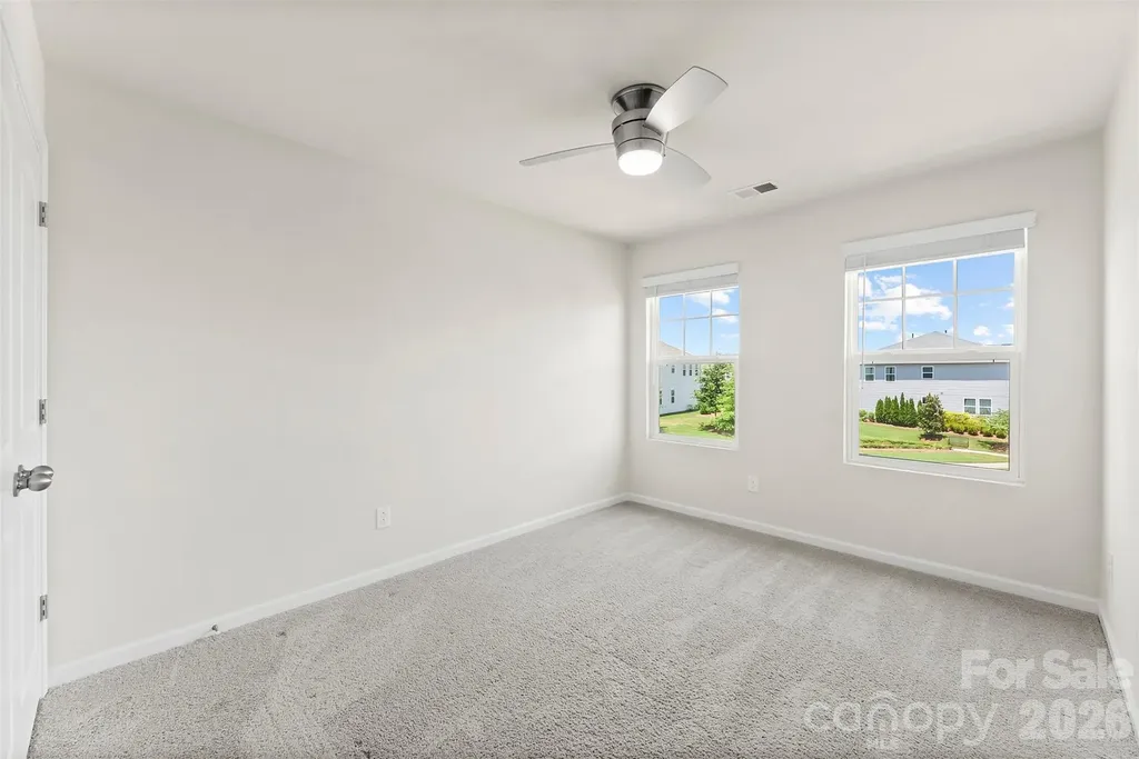 11010 Chalkbark Lane Charlotte NC 28262